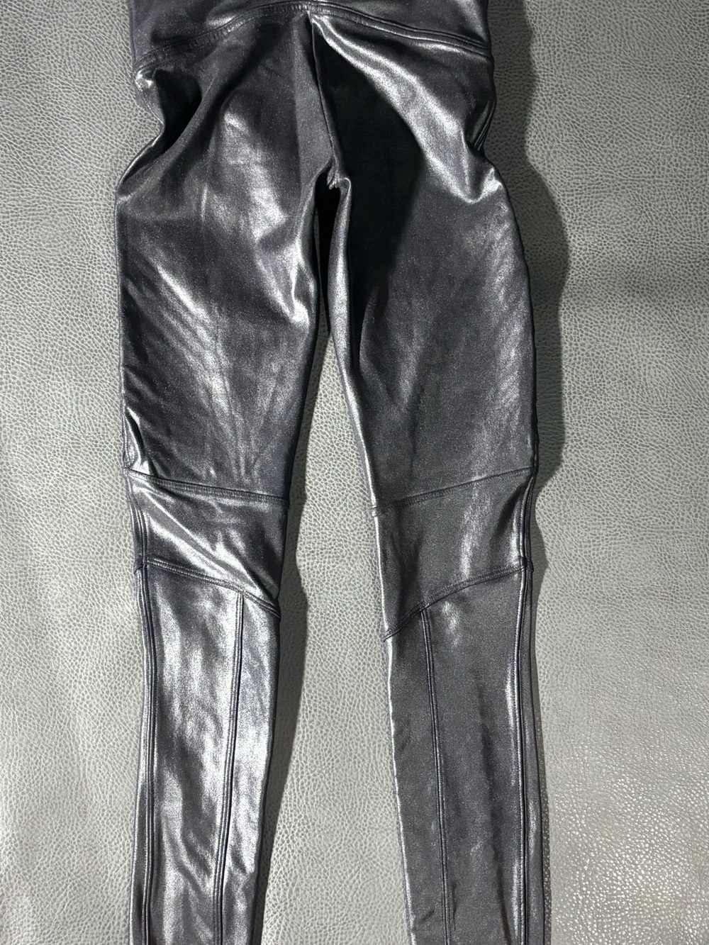 SPANX Women's Faux Leather Moto Leggings Size Small Black High Rise Shaping - Picture 4 of 7